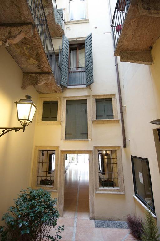 B&B Bijoux Verona Eksteriør billede